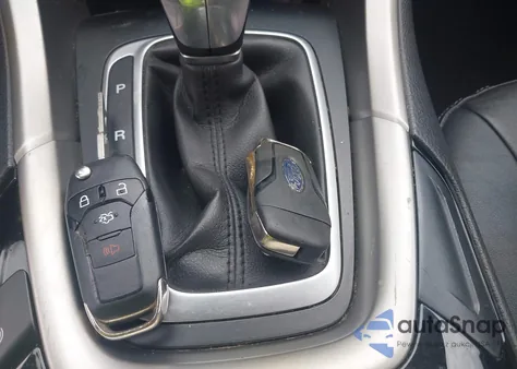 2014 Ford Fusion Se z USA, uszkodzony, nr VIN 1FA6P0HD5E5395287